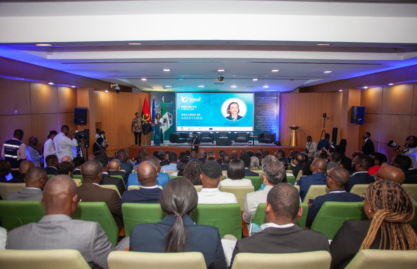 Lançamento do Projecto Crescer - Foto 12