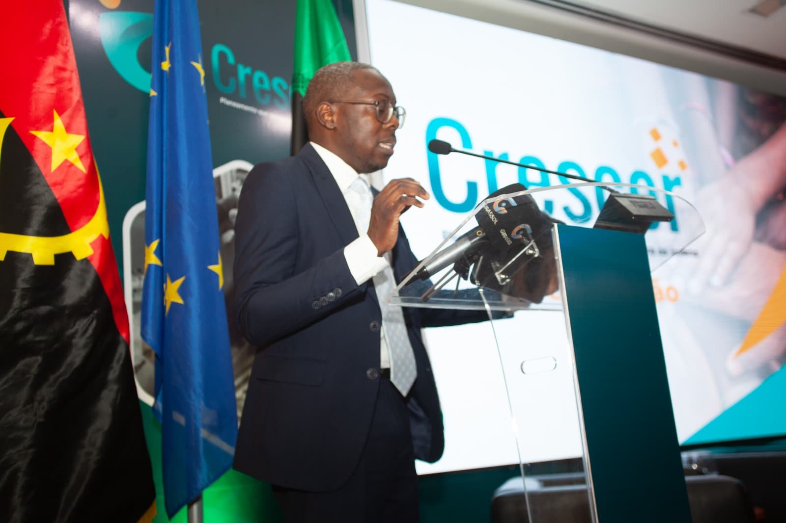 Lançamento do Projecto Crescer - Foto 14