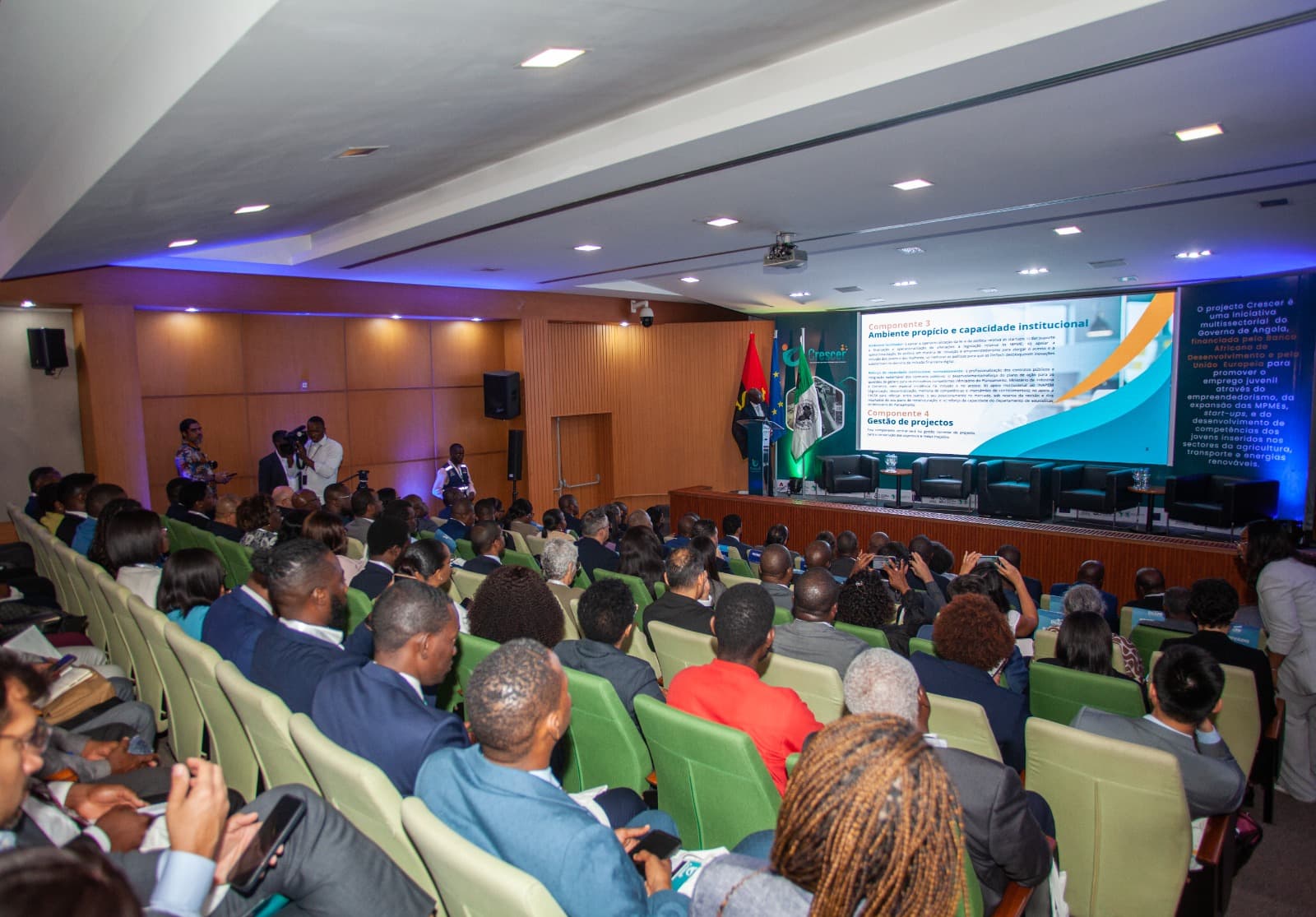 Lançamento do Projecto Crescer - Foto 15