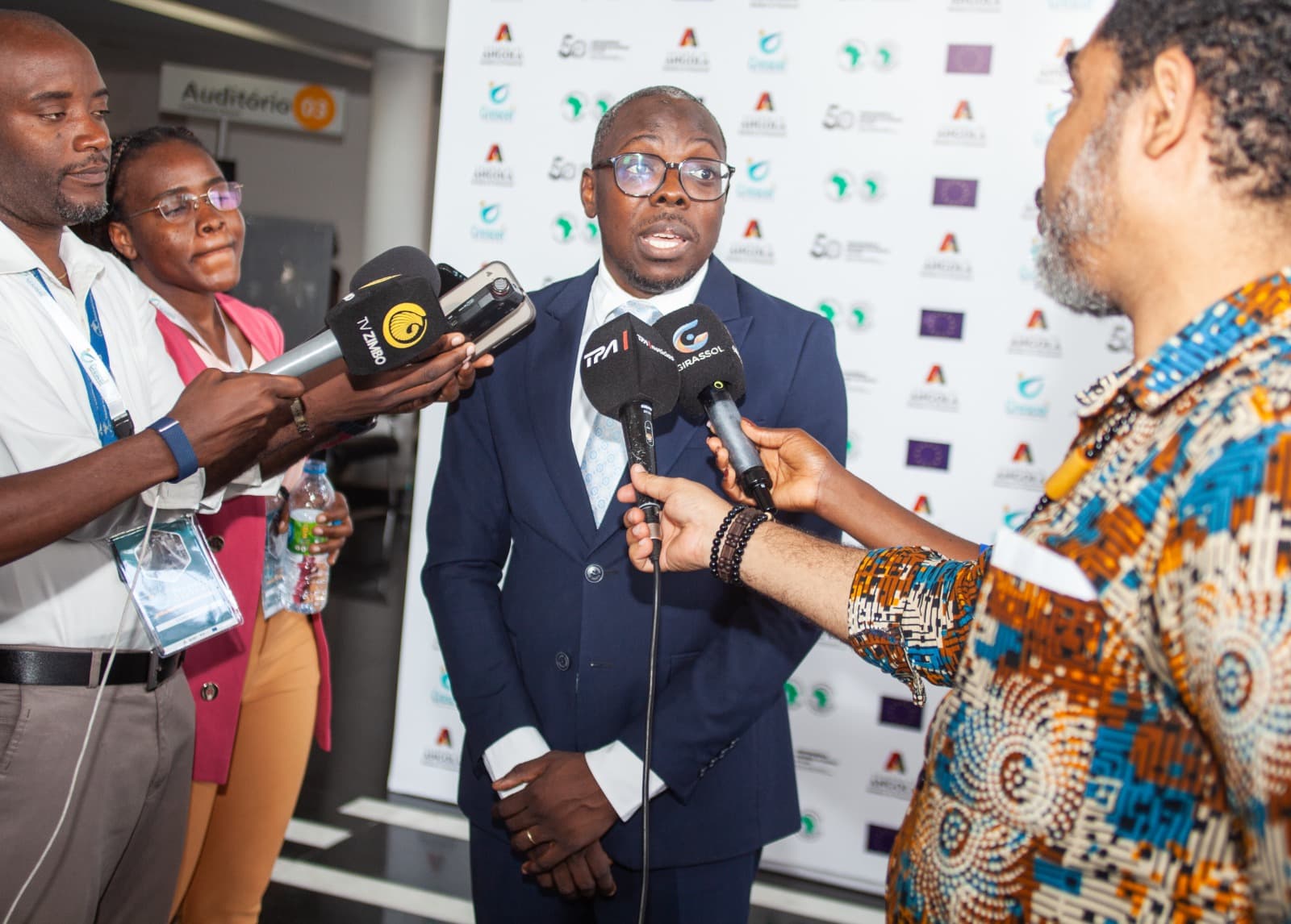 Lançamento do Projecto Crescer - Foto 17